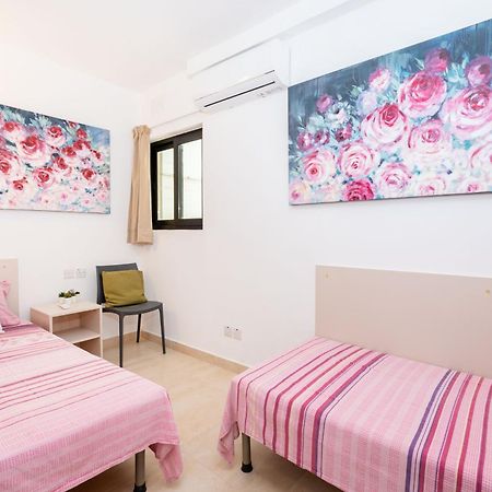Islet Promenade Seafront Family Apartment With 2 Balconies By Getawaysmalta San Pawl il-Baħar Extérieur photo