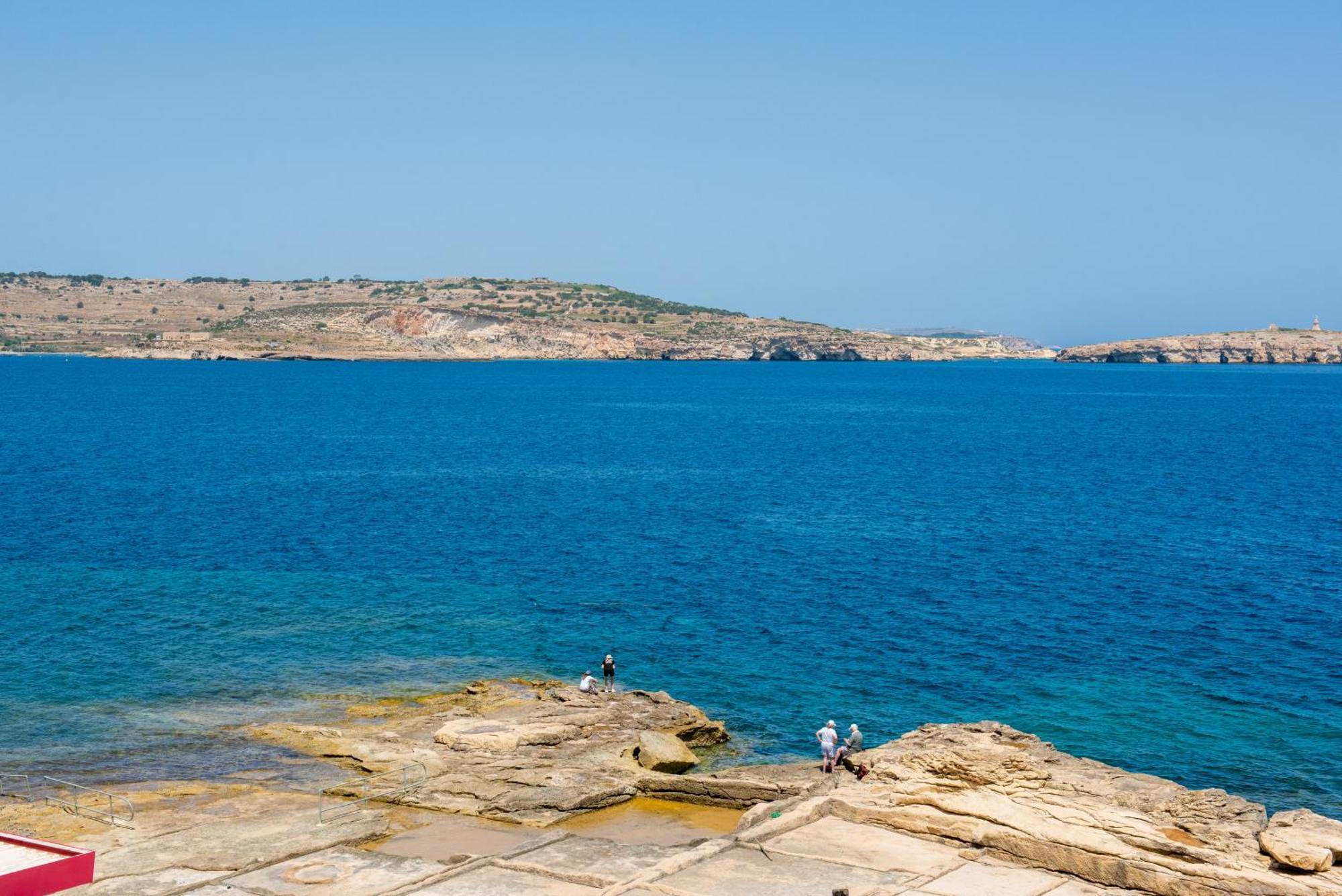Islet Promenade Seafront Family Apartment With 2 Balconies By Getawaysmalta San Pawl il-Baħar Extérieur photo